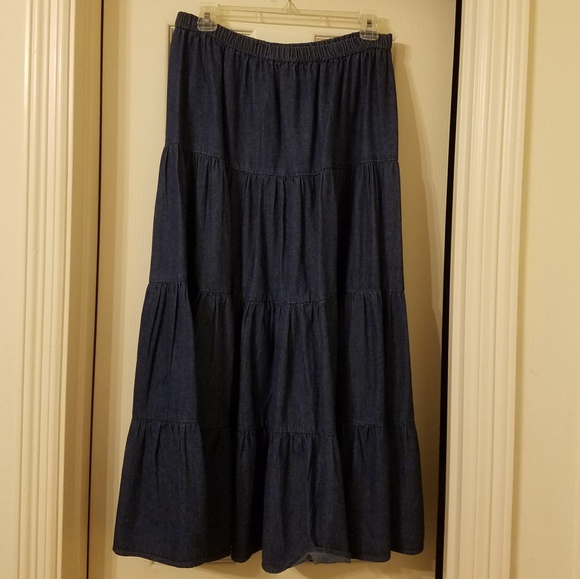 🌟NDS Jean Skirt - Picture 2 of 3